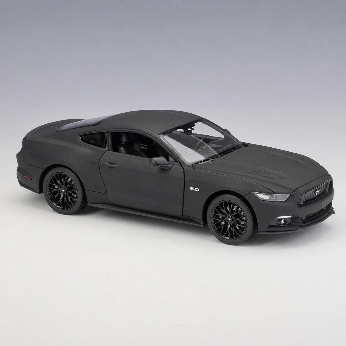 Welly Ford 2015 Mustang GT Matte أسود 1:24 – نموذج عرض معدني مصبوب