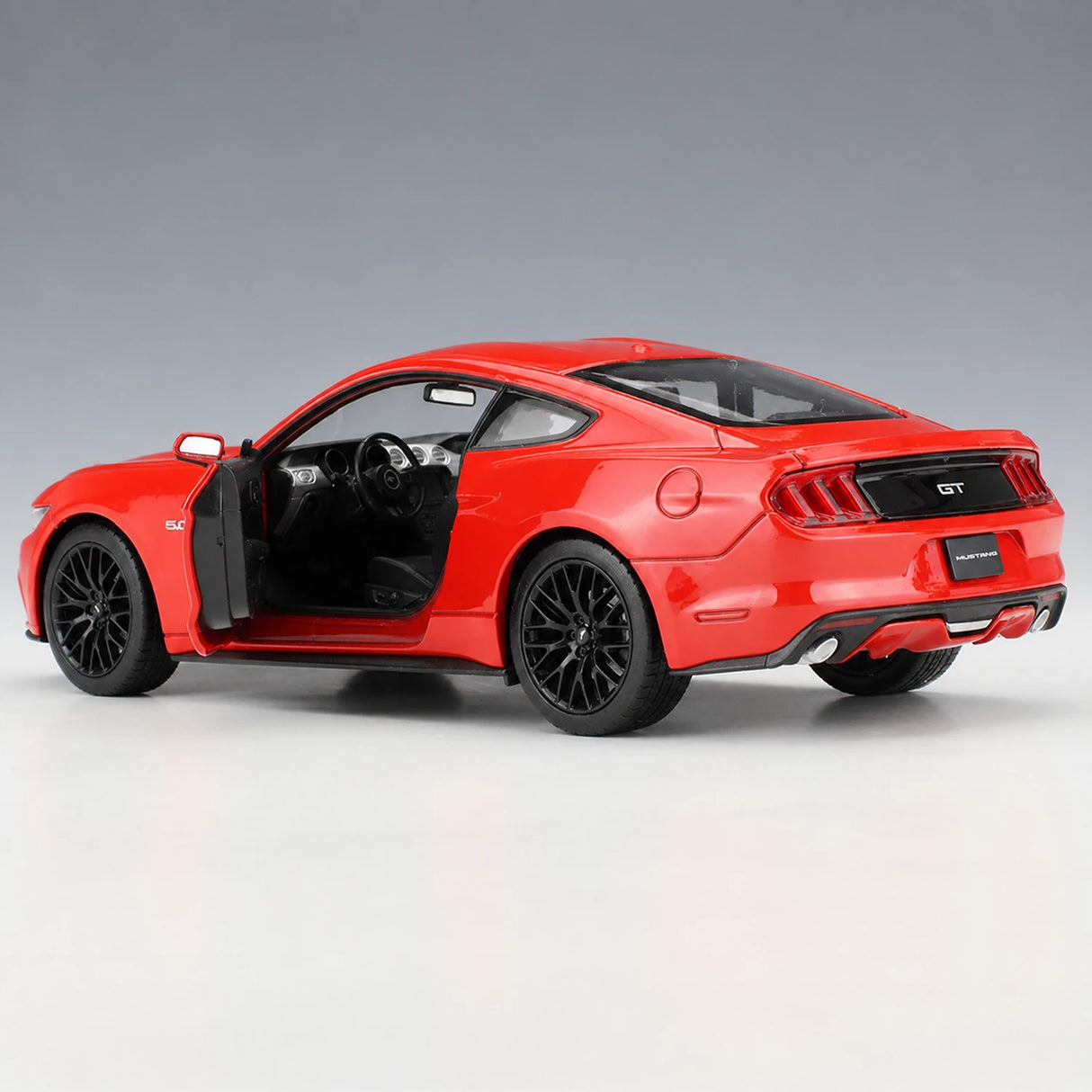 Welly Ford 2015 Mustang GT أحمر 1:24 – نموذج عرض معدني مصبوب