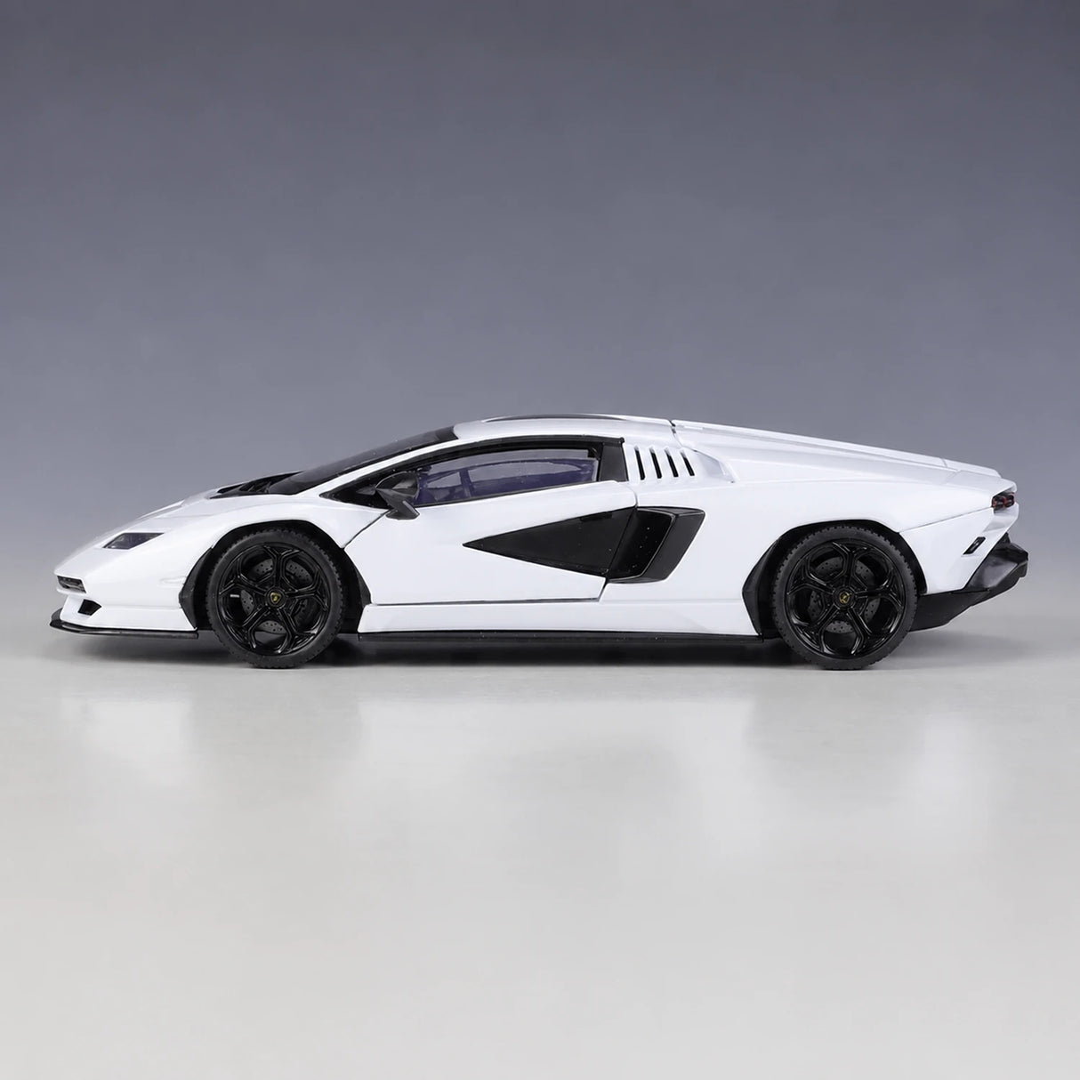 Welly Lamborghini 2022 Countach LPI800-4 أبيض 1:24 – نموذج عرض معدني مصبوب