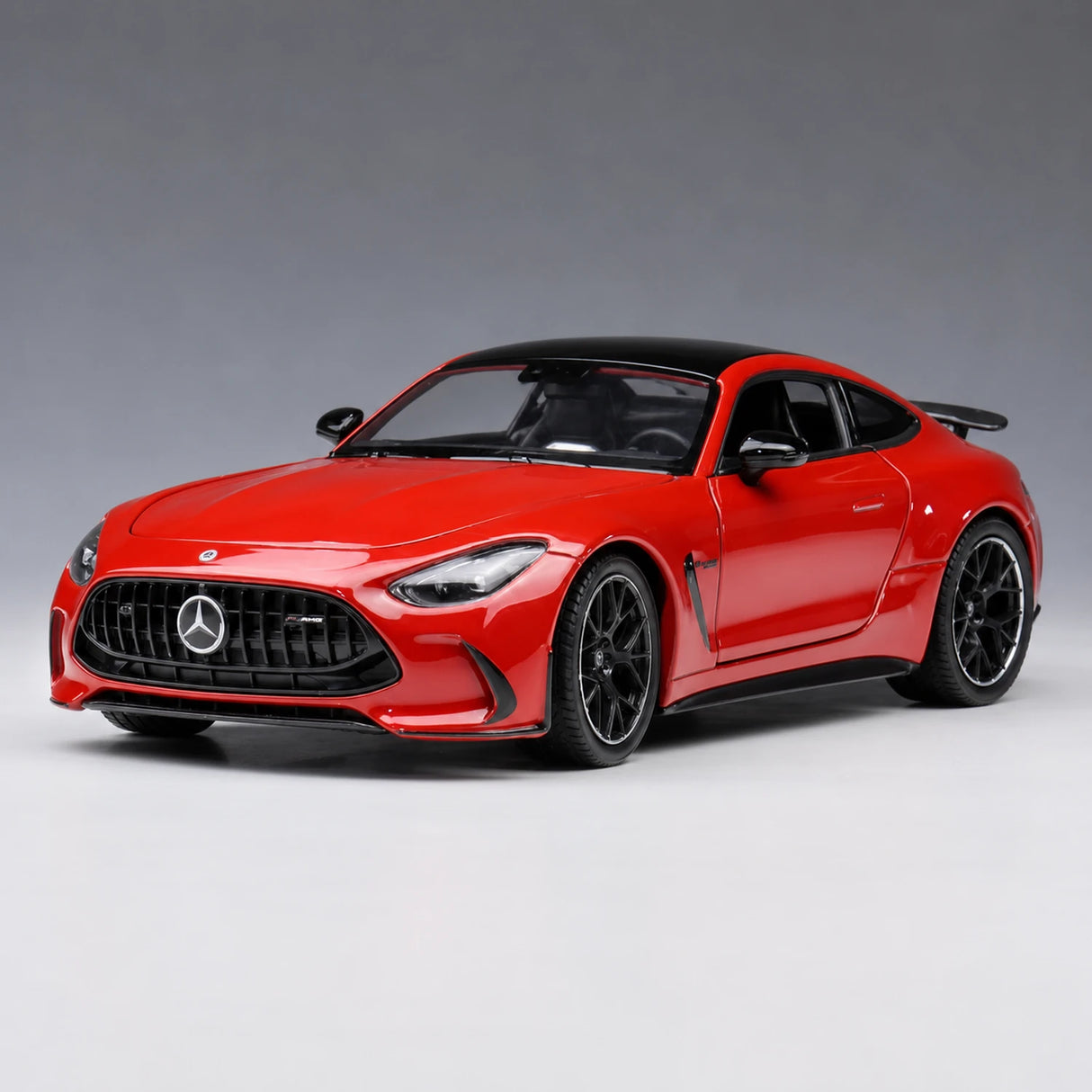 Welly Mercedes-Benz 2023 AMG GT63 Red 1:24 – Diecast Display Model Die-Cast