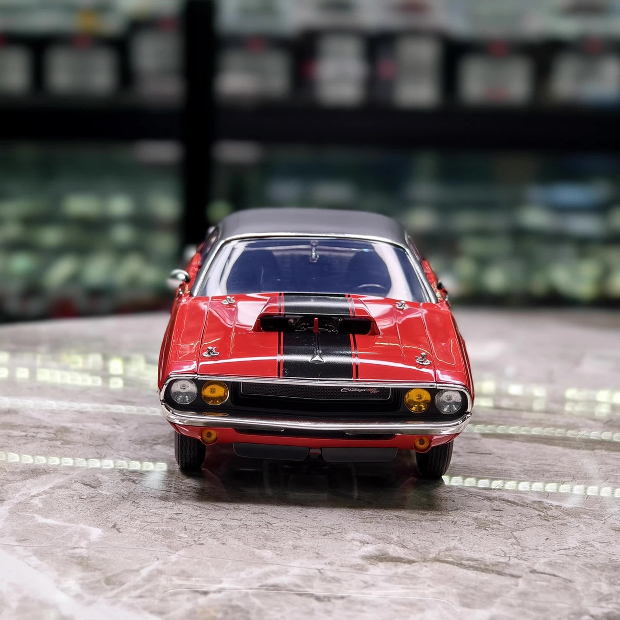 ACME Dodge 1970 Challenger R/T Red 1:18 – Modelo de fundición a presión coleccionable