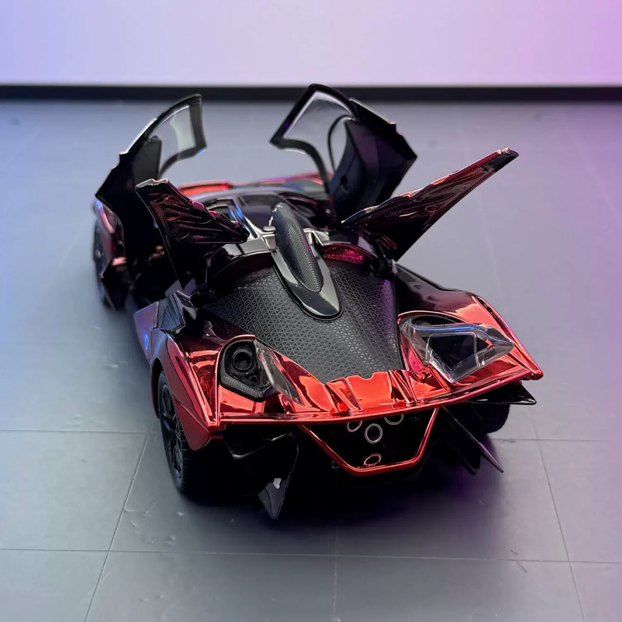 Apollo 2022 프로젝트 에보 메탈릭 레드 1:24 – 다이캐스트 디스플레이 모델 다이캐스트