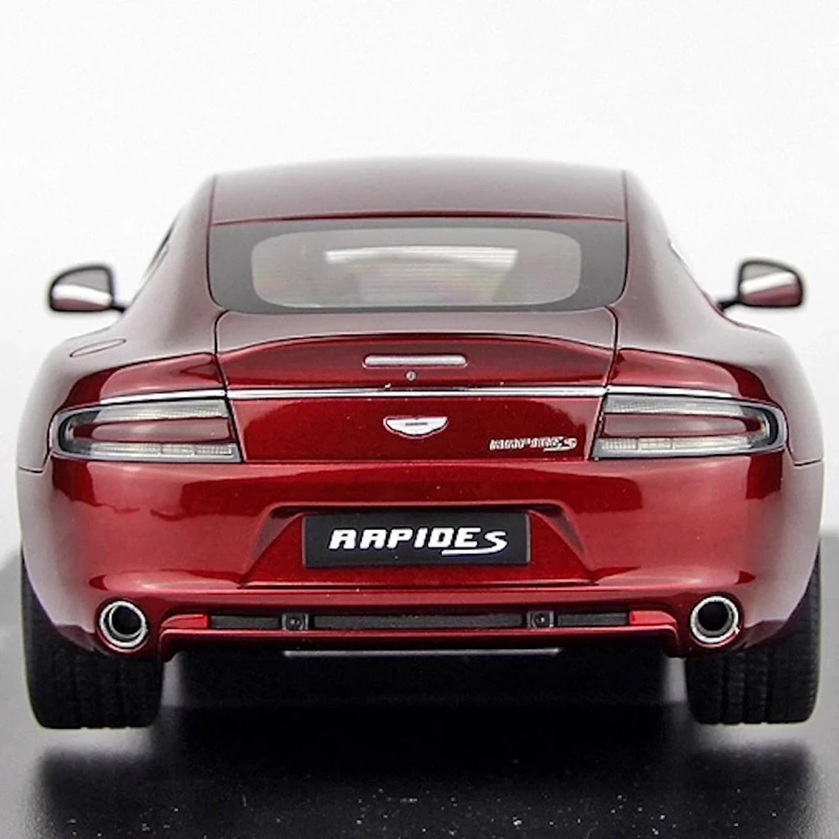 AutoArt Aston Martin 2015 Rapide S Red 1:18 – Collectible Diecast Model Die-Cast