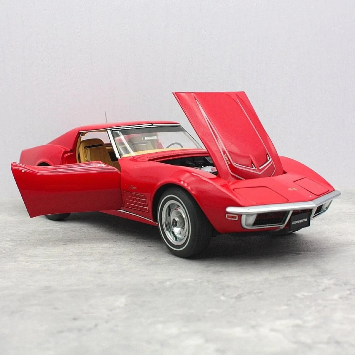 AutoArt Chevrolet 1970 Corvette C3 Red 1:18 – Collectible Diecast Model Die-Cast