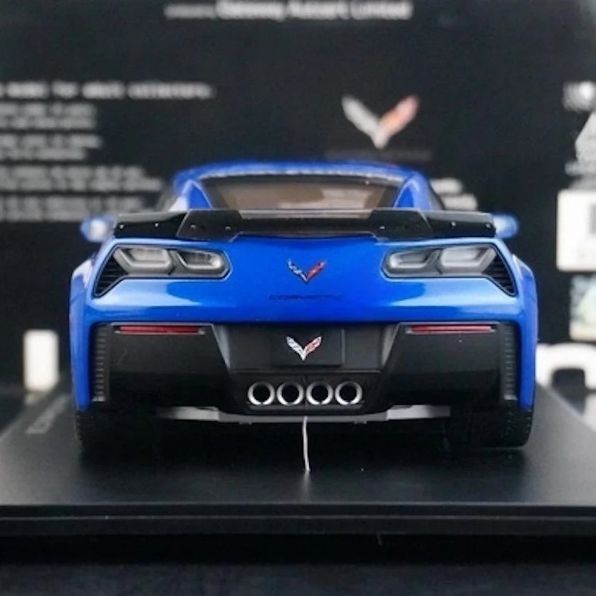 AutoArt Chevrolet 2015 Corvette C7 Z06 Blue 1:18 – Collectible Diecast Model Die-Cast