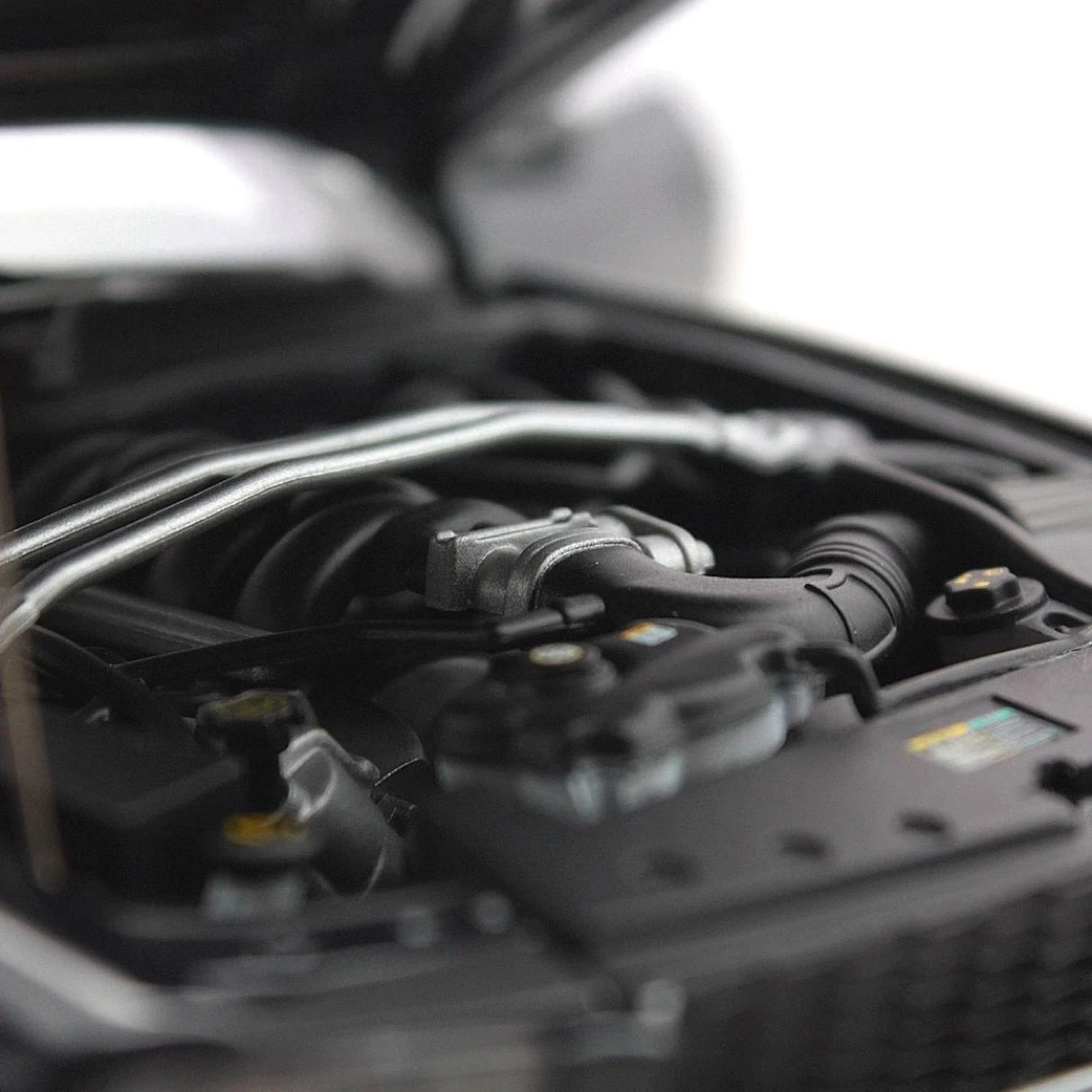 AutoArt Ford 2008 Mustang Bullitt GT Black 1:18 – Kolekcjonerski model odlewany z metalu