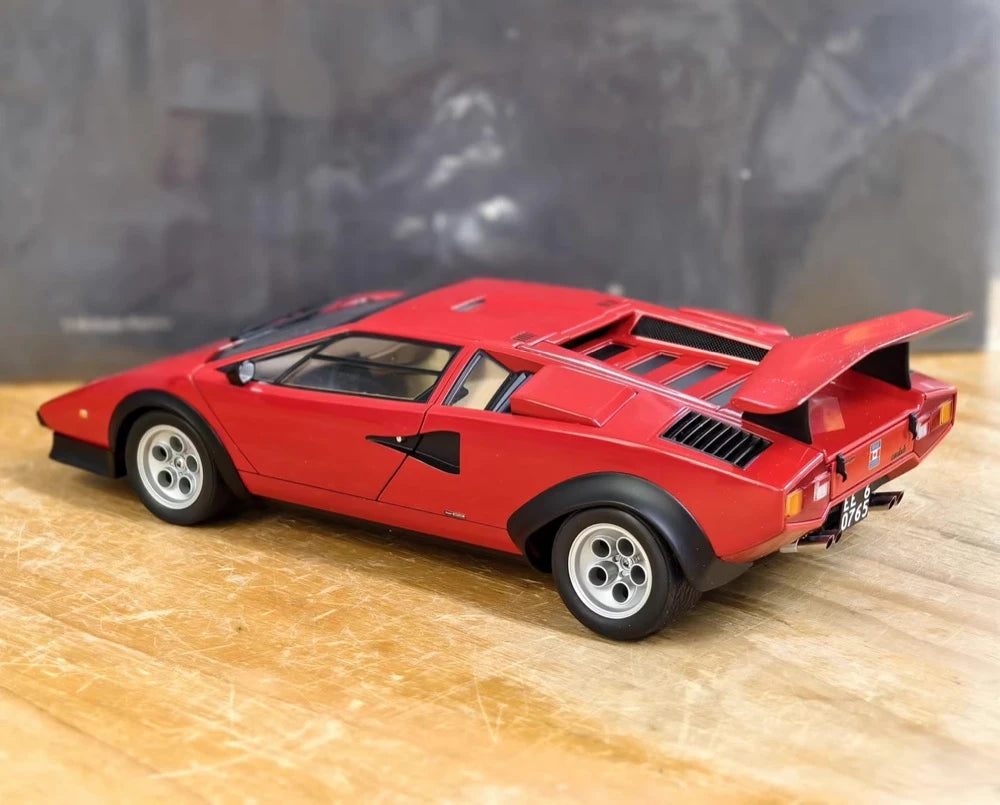 AutoArt Lamborghini 1978 Countach LP400S والتر وولف إصدار 1:18 – نماذج معدنية قابلة للجمع من النماذج المصبوبة بالقالب
