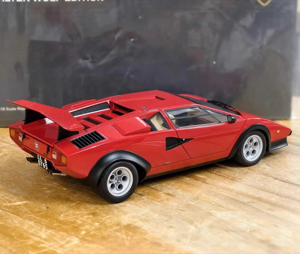 AutoArt Lamborghini 1978 Countach LP400S والتر وولف إصدار 1:18 – نماذج معدنية قابلة للجمع من النماذج المصبوبة بالقالب