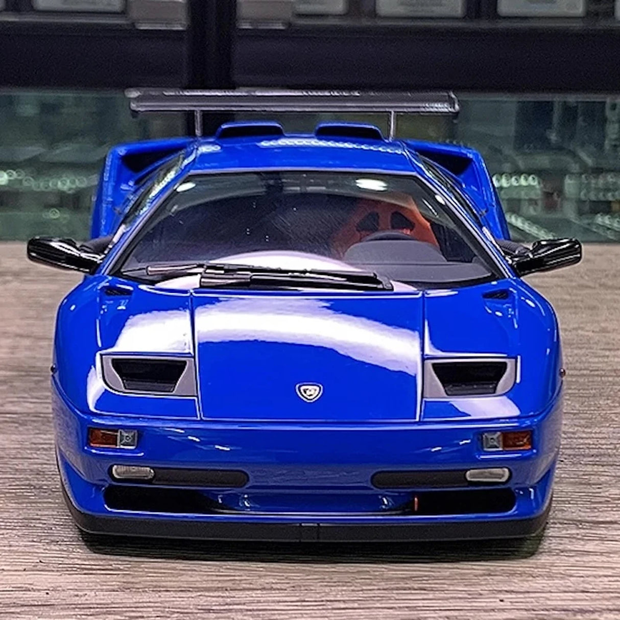 AutoArt Lamborghini 1999 Diablo SVR Blue 1:18 – Kolekcjonerski model odlewany z odlewu