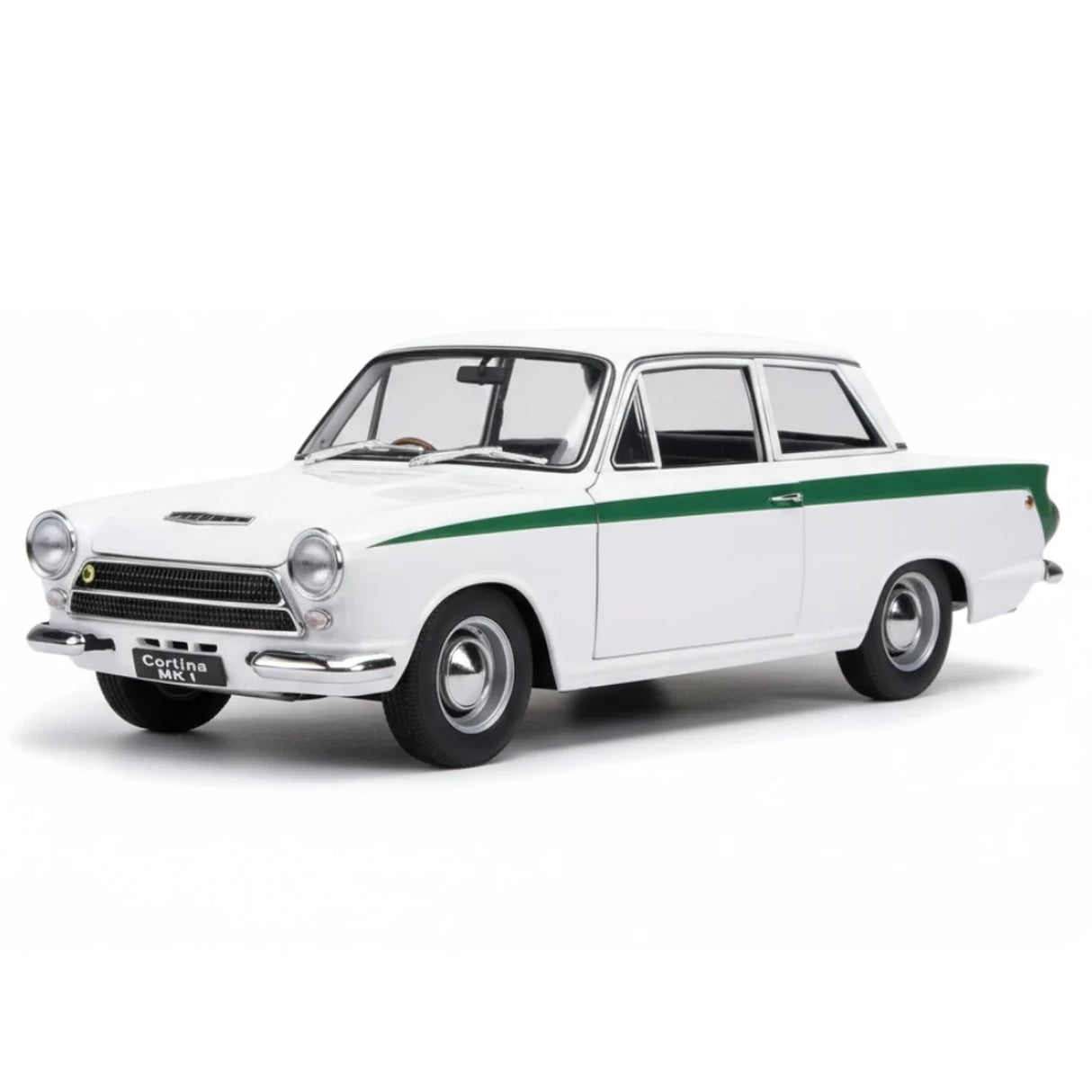 AutoArt Lotus 1963 Cortina Mk1 White 1:18 – Collectible Diecast Model Die-Cast