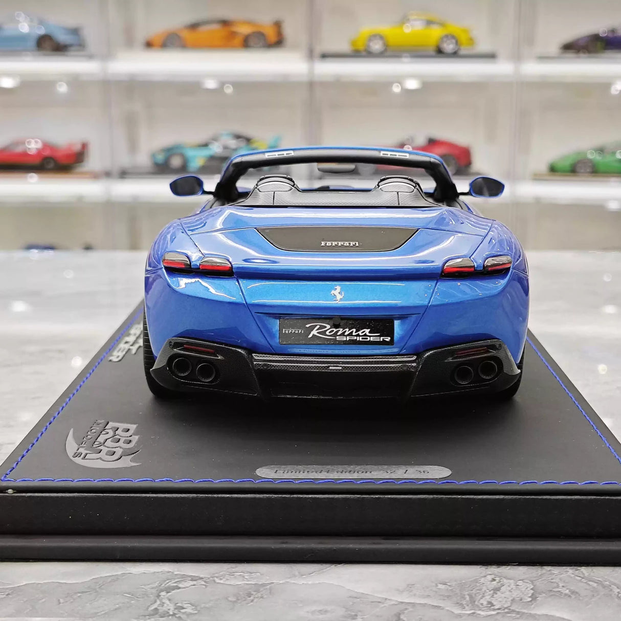 BBR Ferrari 2023 Roma Spider Blue 1:18 – kolekcjonerska żywica modelowa żywica