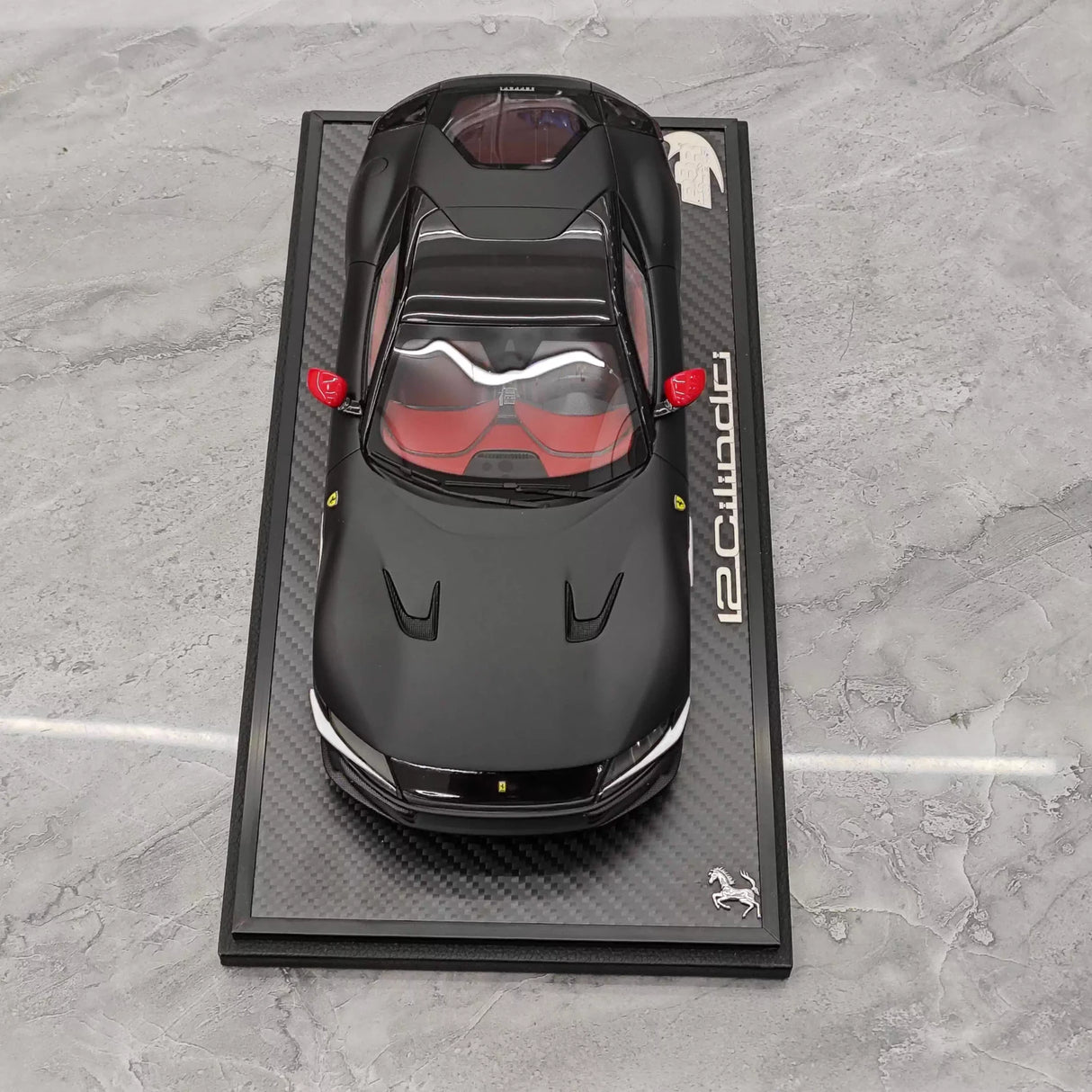 BBR Ferrari 2024 12 Cilindri Coupe Matte Black 1:18 – kolekcjonerski model żywicy z żywicy