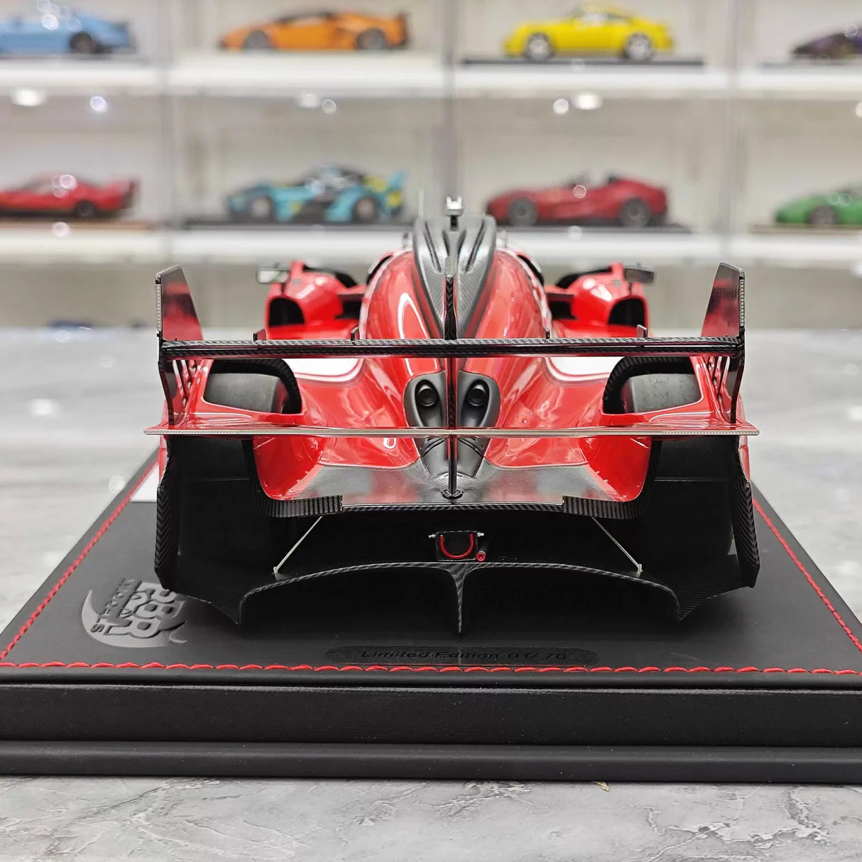 Ferrari 2024 499P #24 1:18 نموذج راتنج لو مان القابل للجمع من BBR - عرض 7