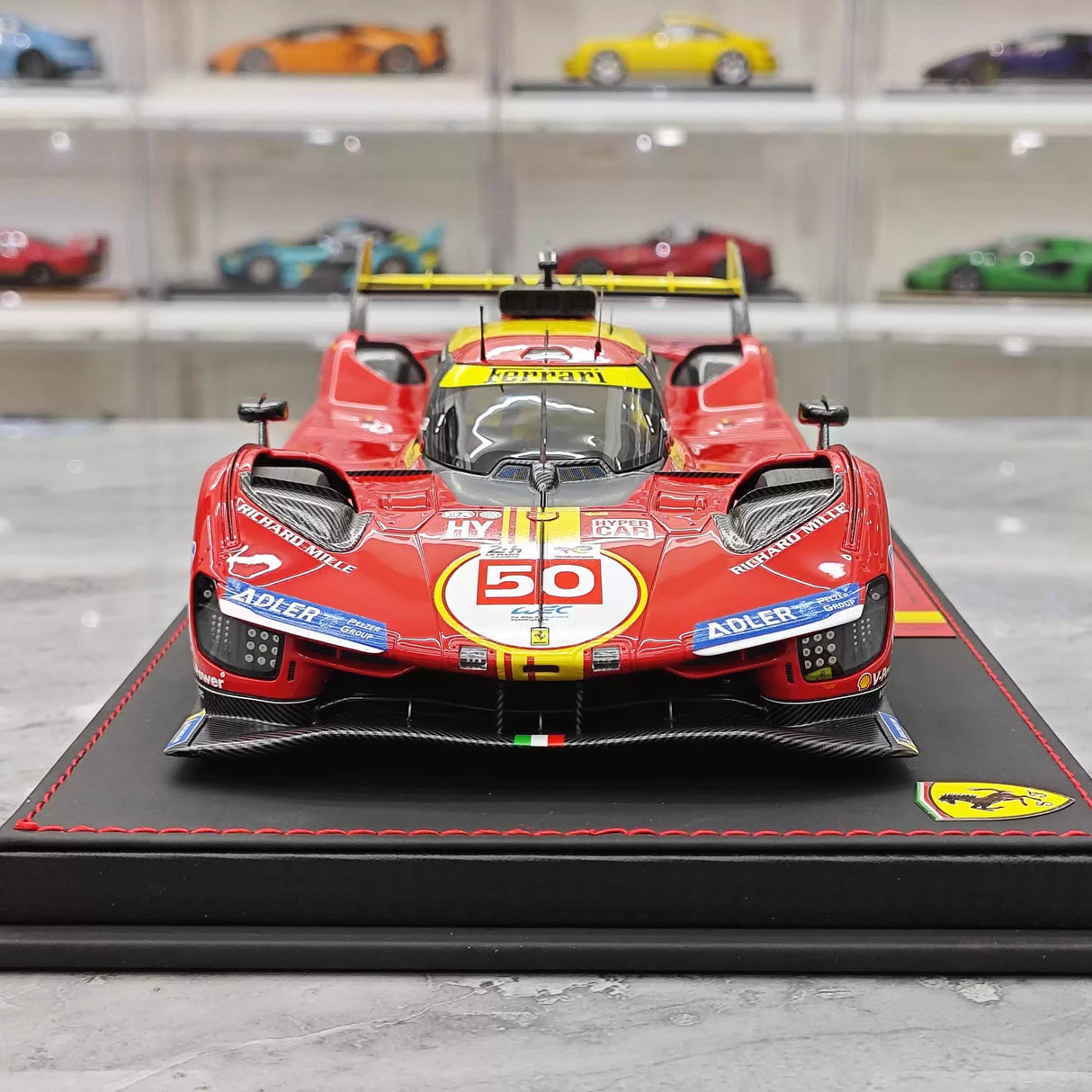 Ferrari 2024 499P #50 1:18 نموذج راتنج لومان القابل للجمع من BBR - عرض 1