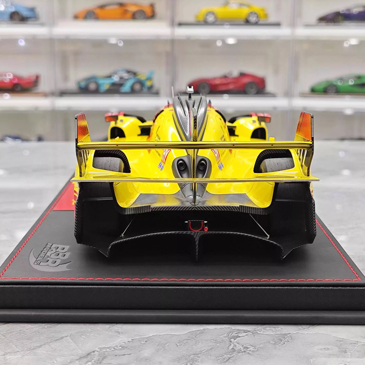 Ferrari 2024 499P #83 1:18 نموذج راتنج لومان القابل للجمع من BBR - عرض 7