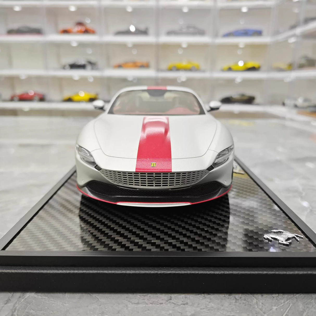 BBR Ferrari 2024 النسخة الثلاثين من روما 1:18 – نموذج راتنج قابل للجمع