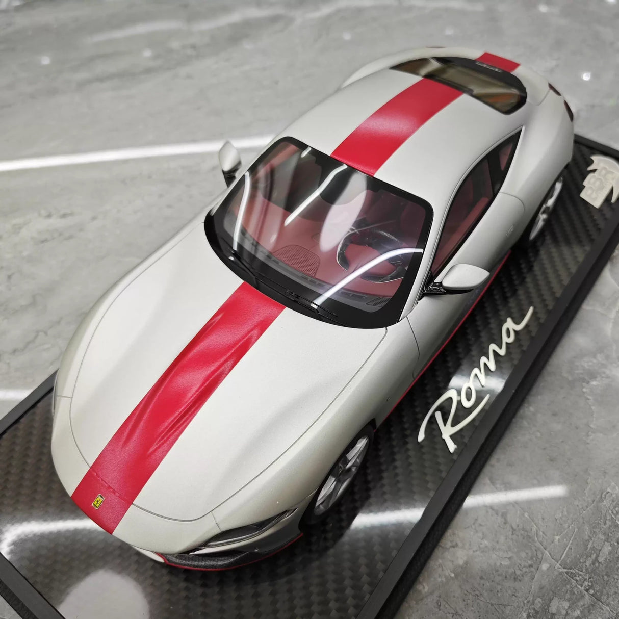 BBR Ferrari 2024 النسخة الثلاثين من روما 1:18 – نموذج راتنج قابل للجمع