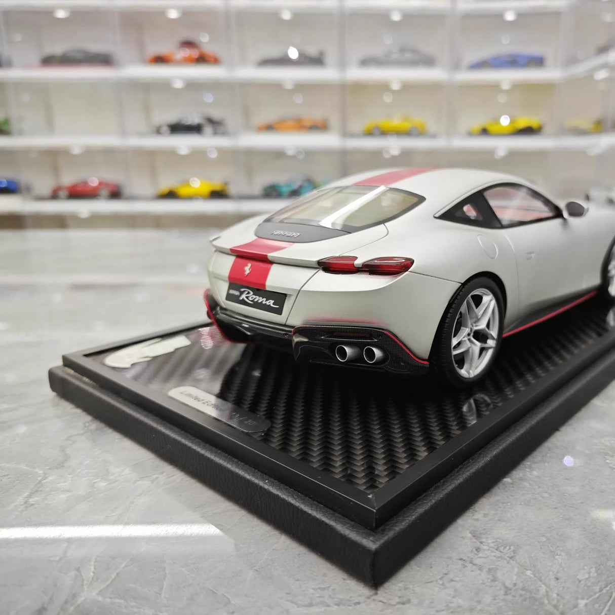 BBR Ferrari 2024 النسخة الثلاثين من روما 1:18 – نموذج راتنج قابل للجمع