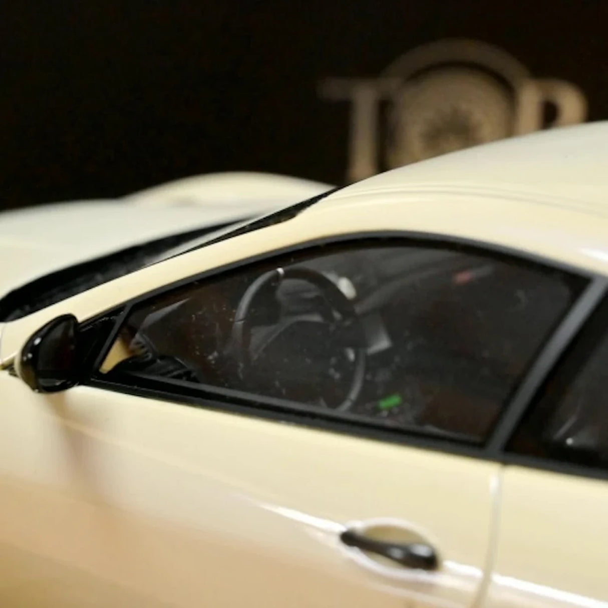 BBR Maserati 2011 GranTurismo MC Stradale White 1:18 – Collectible Resin Model Resin