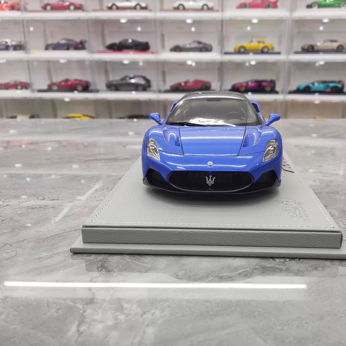 BBR Maserati 2022 MC20 Blue 1:18 – Kolekcjonerski model odlewany