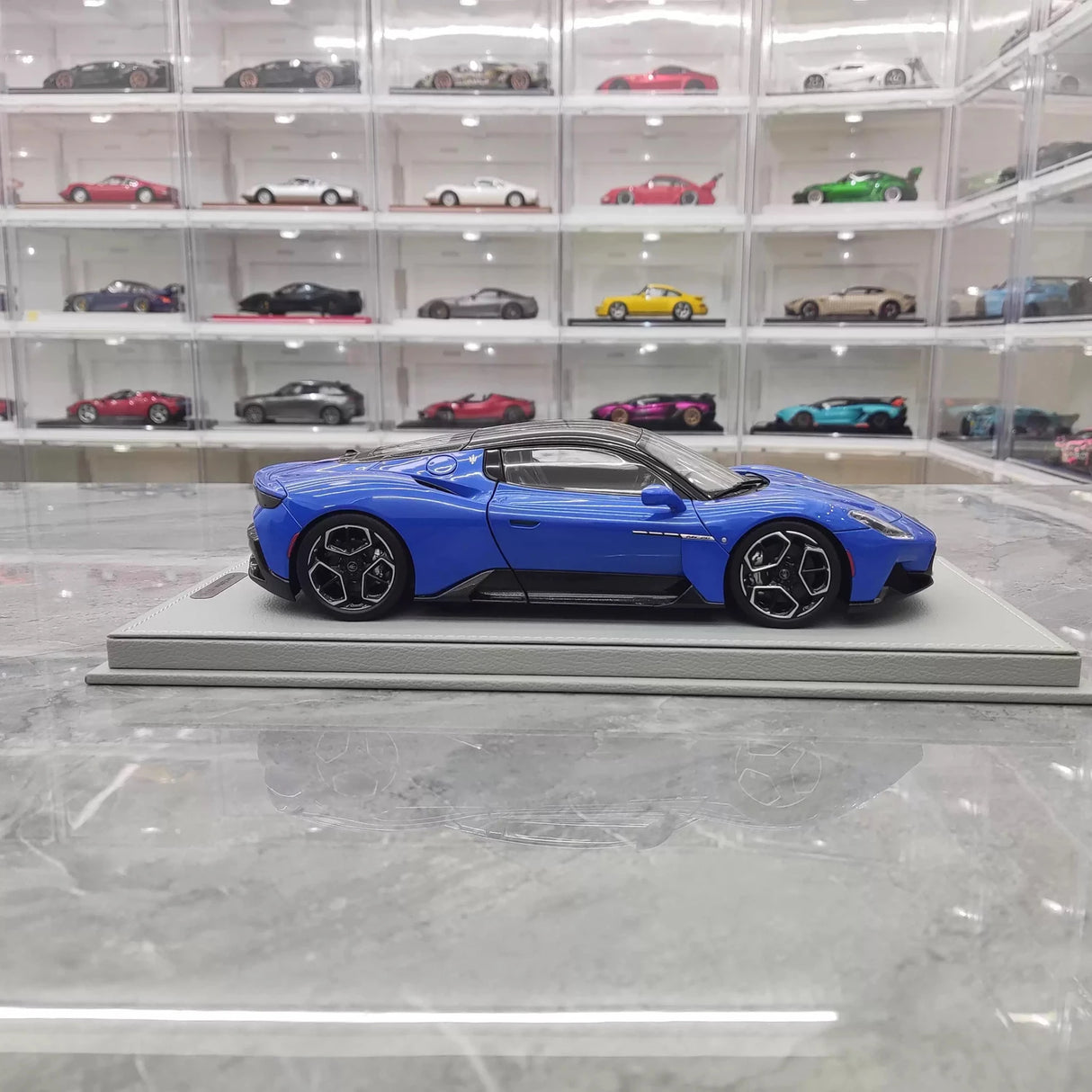 BBR Maserati 2022 MC20 Blue 1:18 – Kolekcjonerski model odlewany