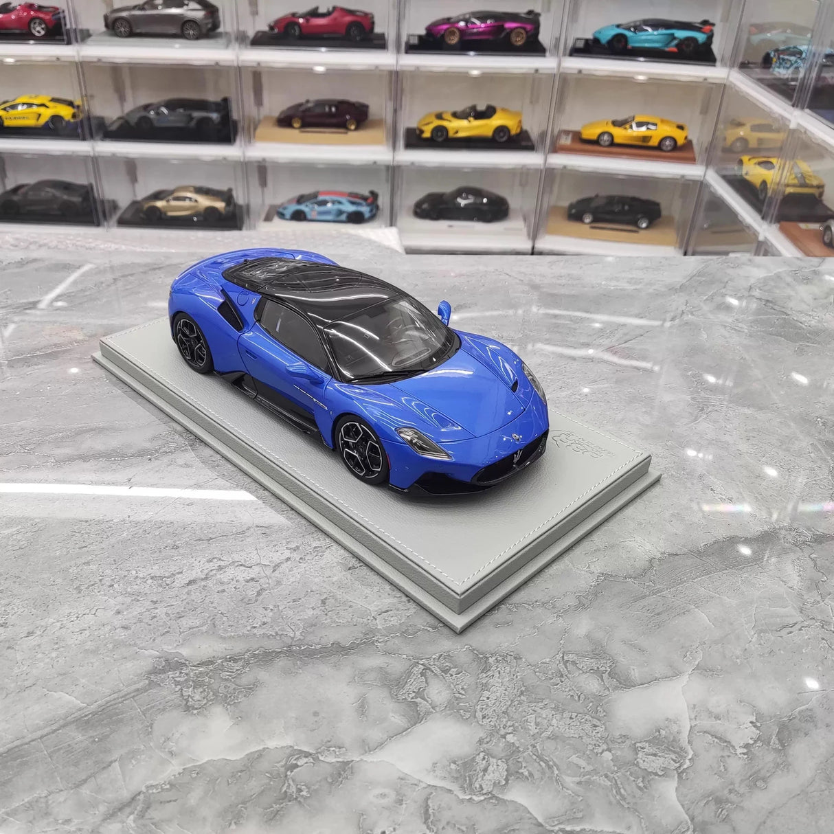 BBR Maserati 2022 MC20 Blue 1:18 – Kolekcjonerski model odlewany