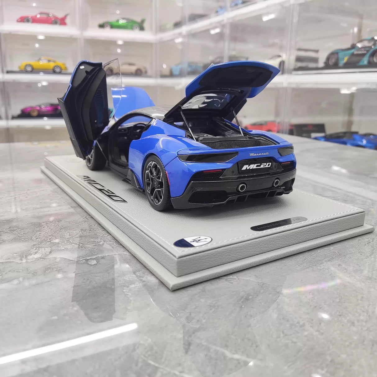 BBR Maserati 2022 MC20 Blue 1:18 – Kolekcjonerski model odlewany