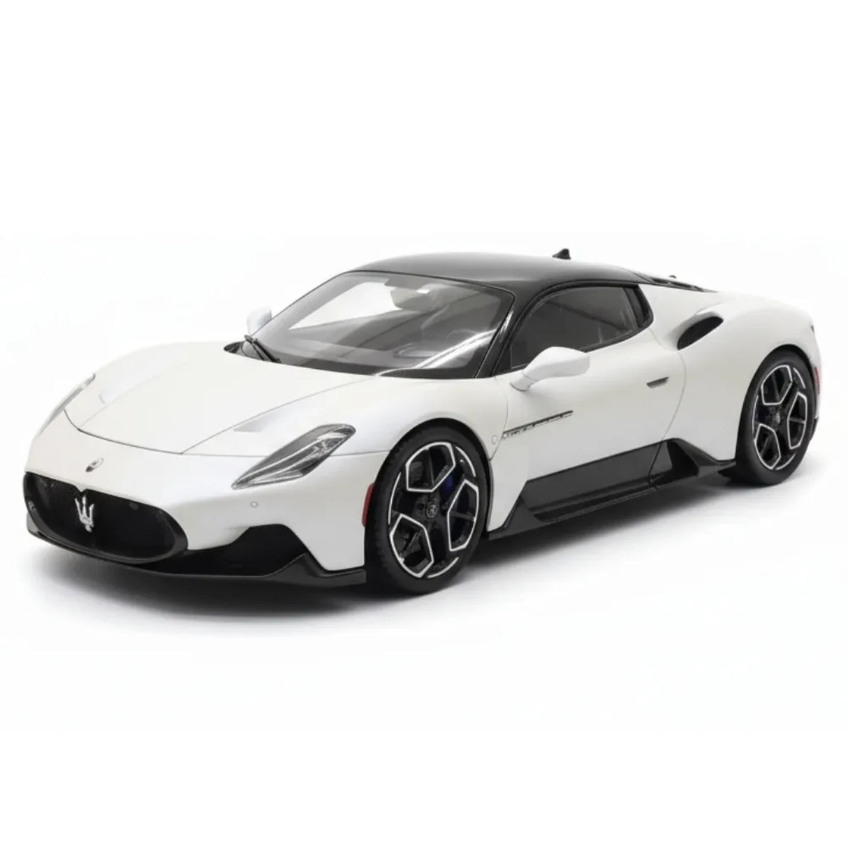 BBR Maserati 2022 MC20 White 1:18 – Kolekcjonerski model odlewany