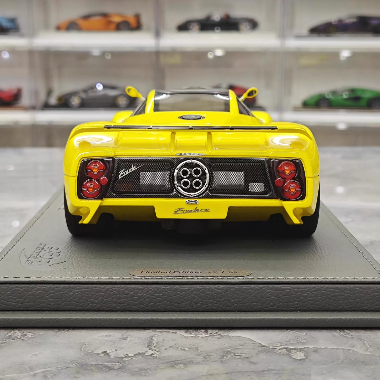 BBR Pagani 1999 Zonda C12 Yellow 1:18 – kolekcjonerska żywica modelowa