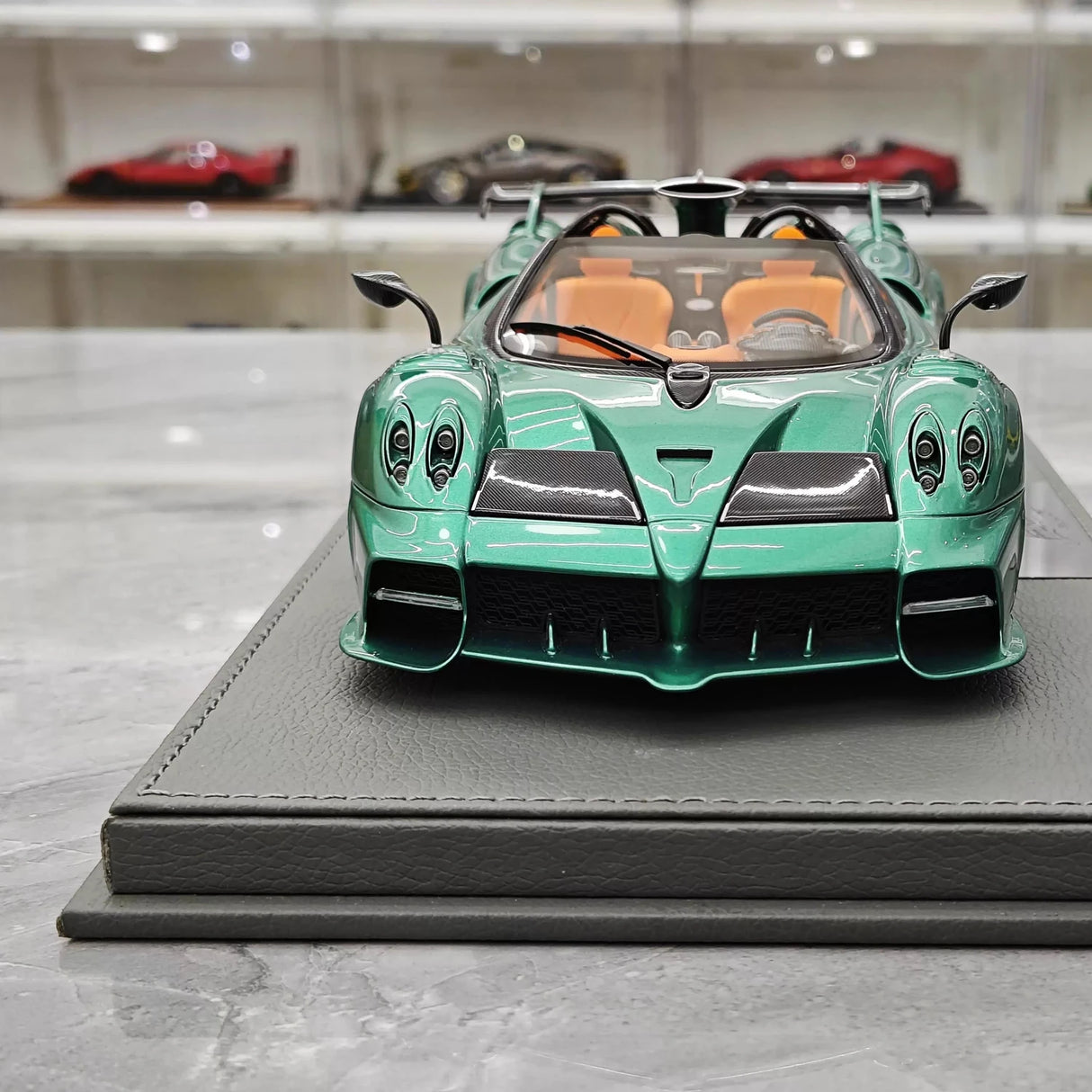 BBR Pagani 2020 Imola Roadster Green 1:18 – kolekcjonerska żywica modelowa