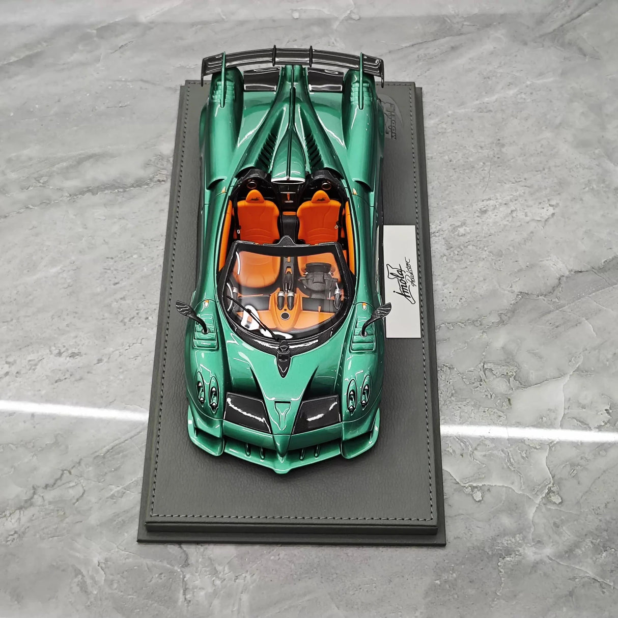 BBR Pagani 2020 Imola Roadster Green 1:18 – kolekcjonerska żywica modelowa