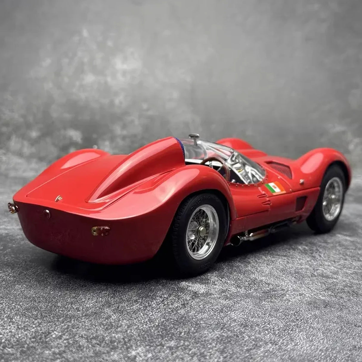 CMC Maserati 1959 Tipo 61 Birdcage Red 1:18 – Collectible Diecast Model Die-Cast