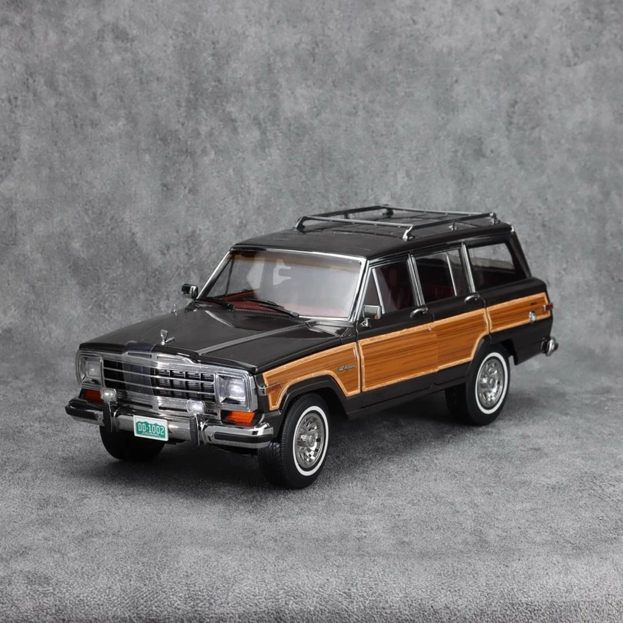 DD Model Jeep 1989 Wagoneer Brown 1:18 – kolekcjonerski model odlewany ciśnieniowo