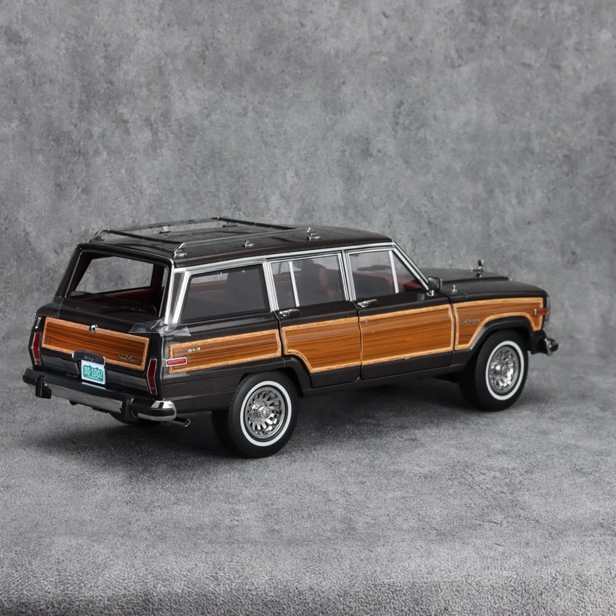 DD Model Jeep 1989 Wagoneer Brown 1:18 – kolekcjonerski model odlewany ciśnieniowo