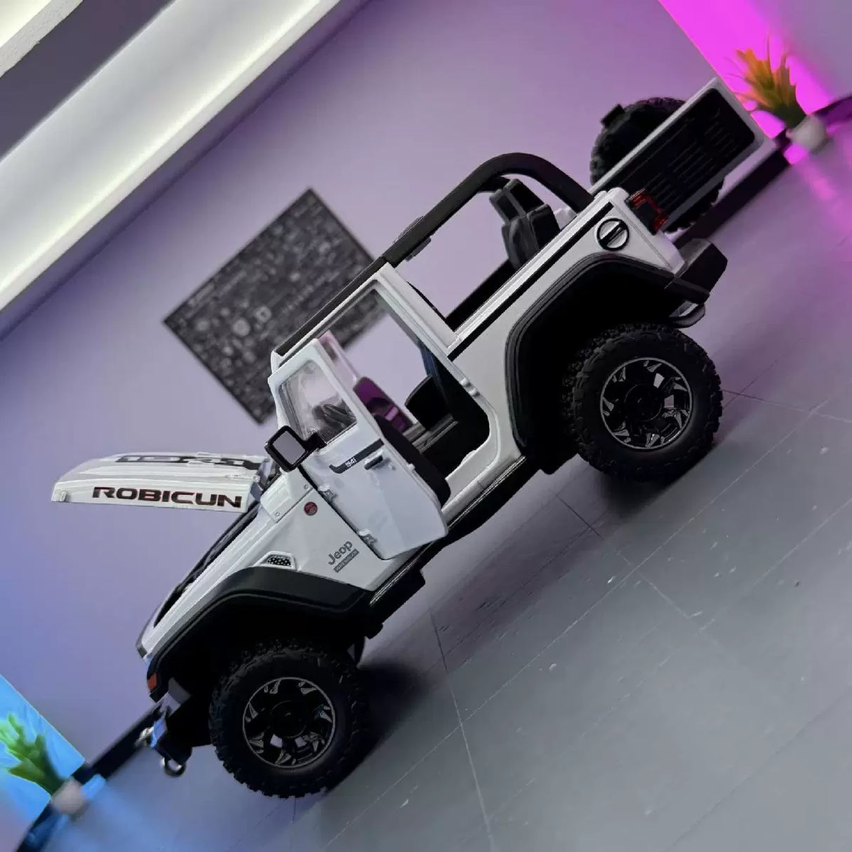Jeep 2018 Wrangler Rubicon wit 1:24 – diecast displaymodel