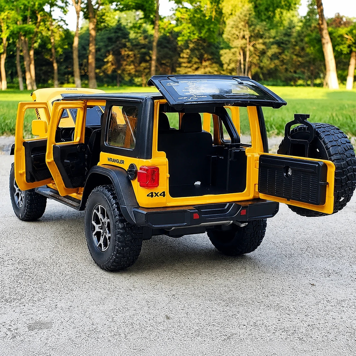 Jeep 2018 Wrangler Rubicon geel 1:24 – diecast displaymodel