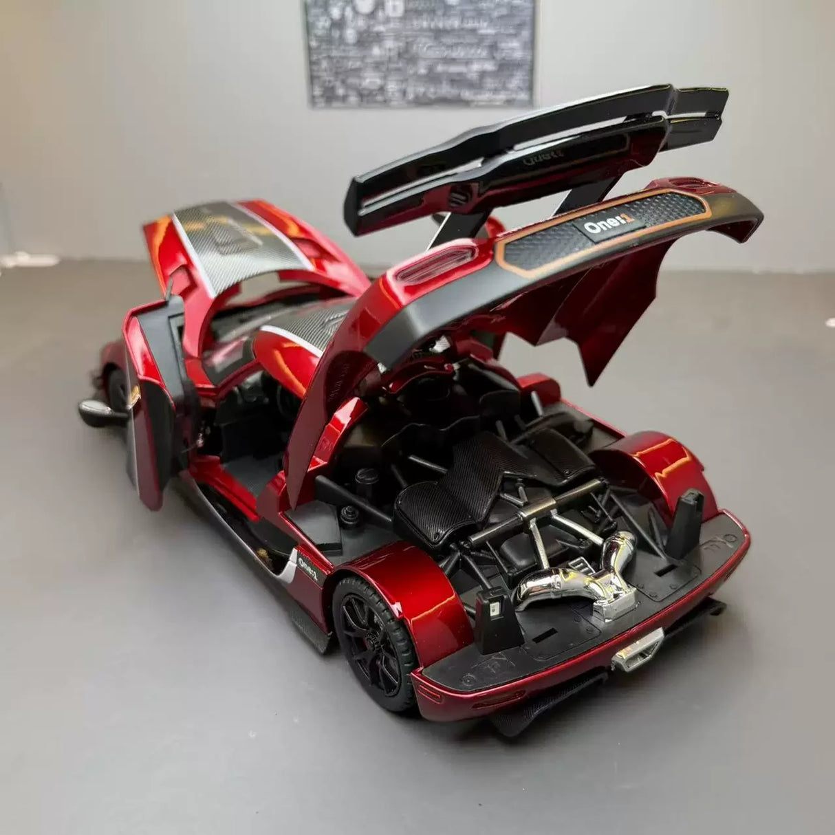 Koenigsegg 2014 One1 rood 1:24 – diecast displaymodel