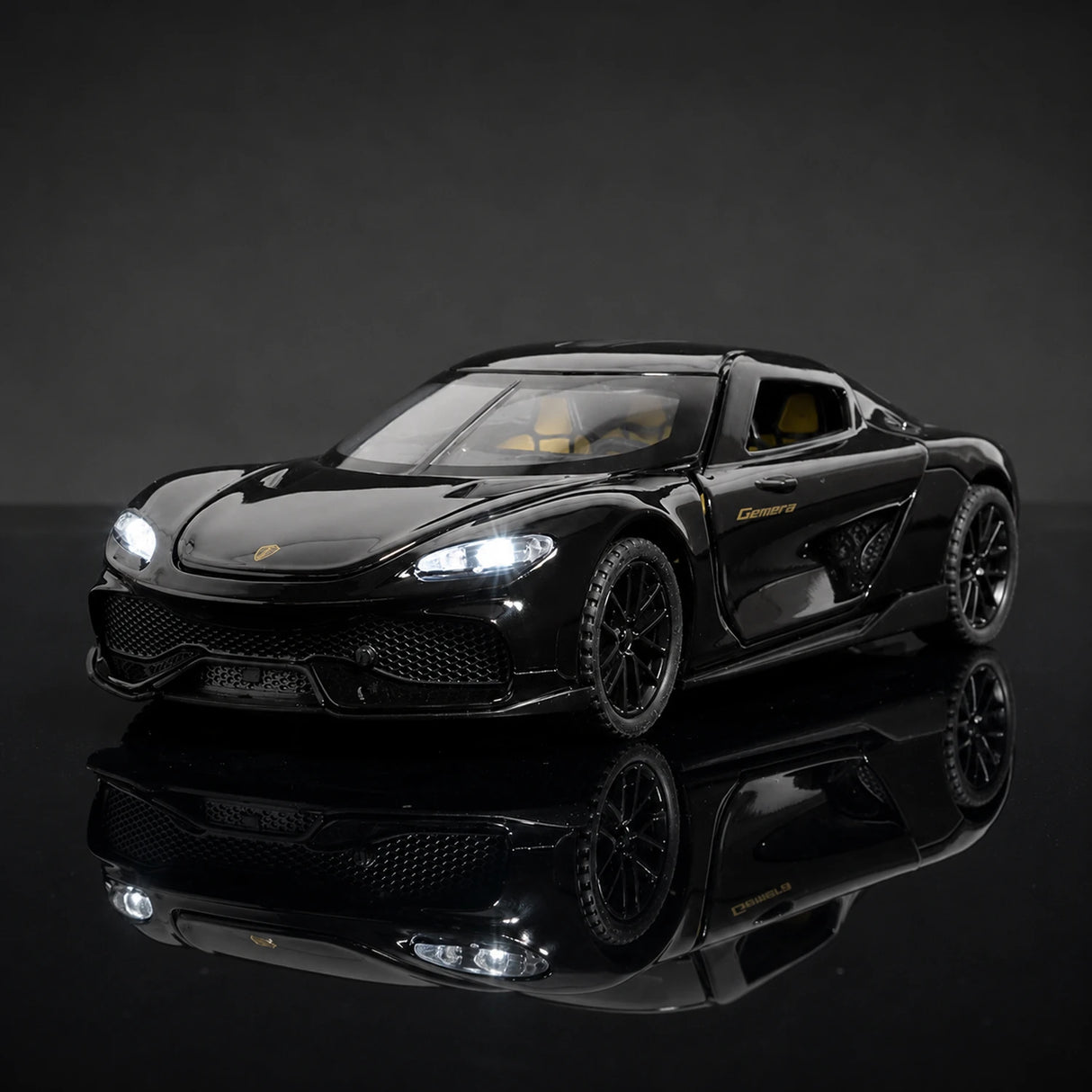 Koenigsegg 2020 Gemera svart 1:32 – pressgjuten visningsmodell