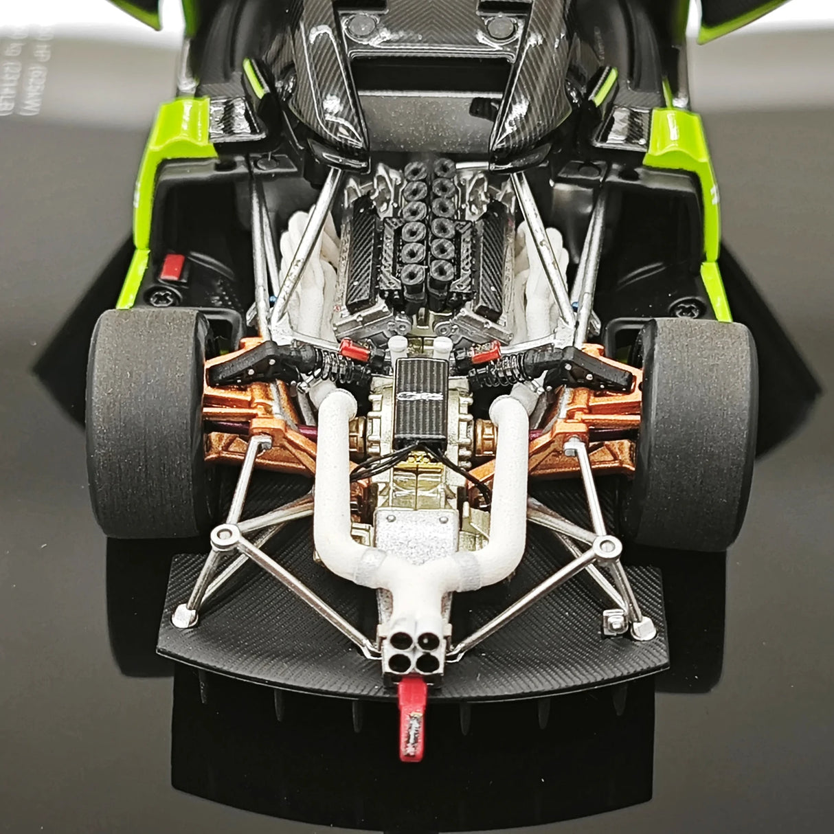 LCD Pagani 2021 Huayra R 그린 1:43 – 수집용 다이캐스트 모델 다이캐스트