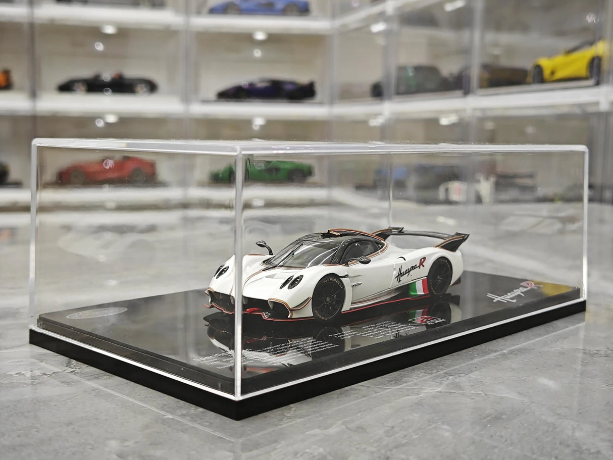 LCD Pagani 2021 Huayra R White 1:43 – コレクターズル・ダイキャストモデル ダイキャスト