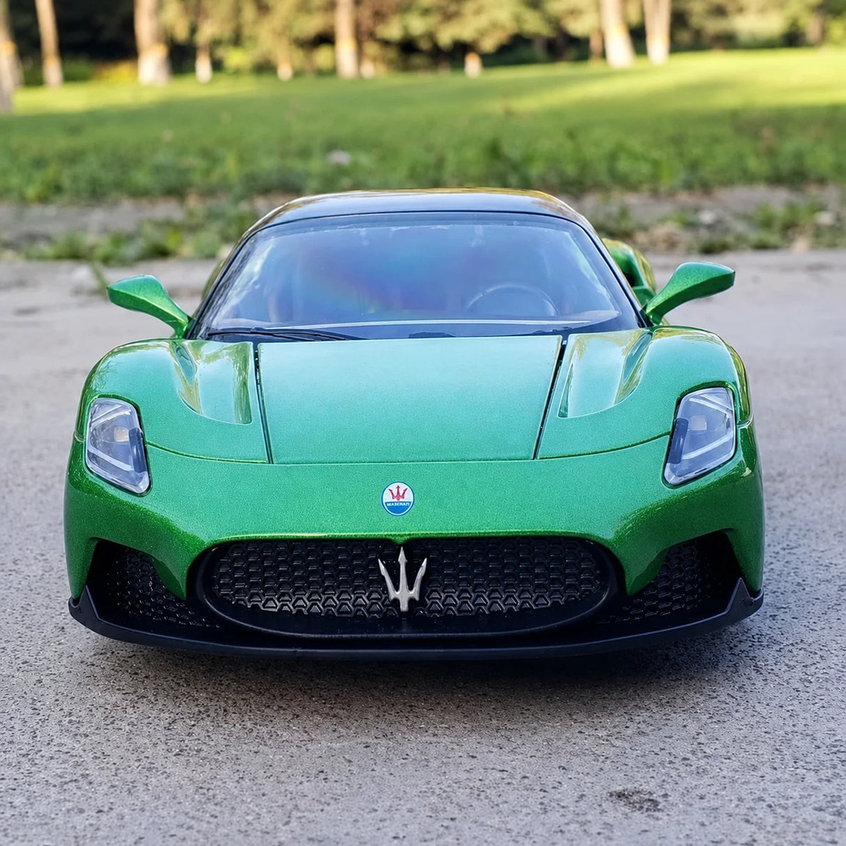 Maserati 2020 MC20 그린 1:24 – 다이캐스트 디스플레이 모델 다이캐스트