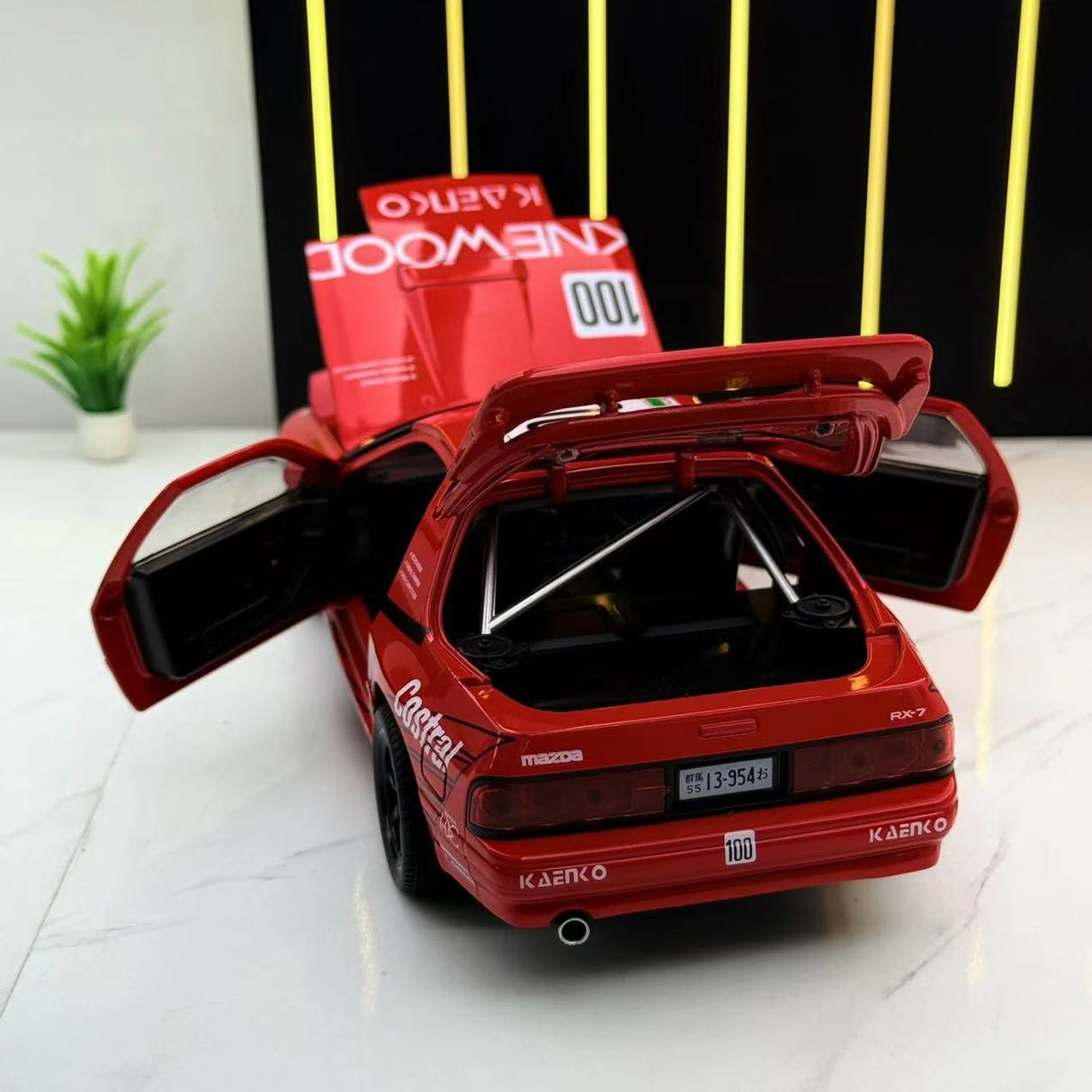 Mazda 1985 RX-7 FC3S rood Racing Livery 1:24 – diecast displaymodel