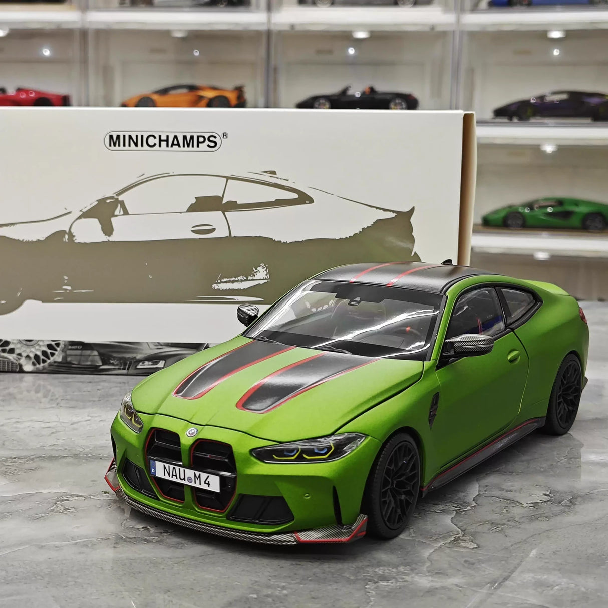 Minichamps BMW 2023 M4 CSL Green 1:18 – Collectible Resin Model Resin