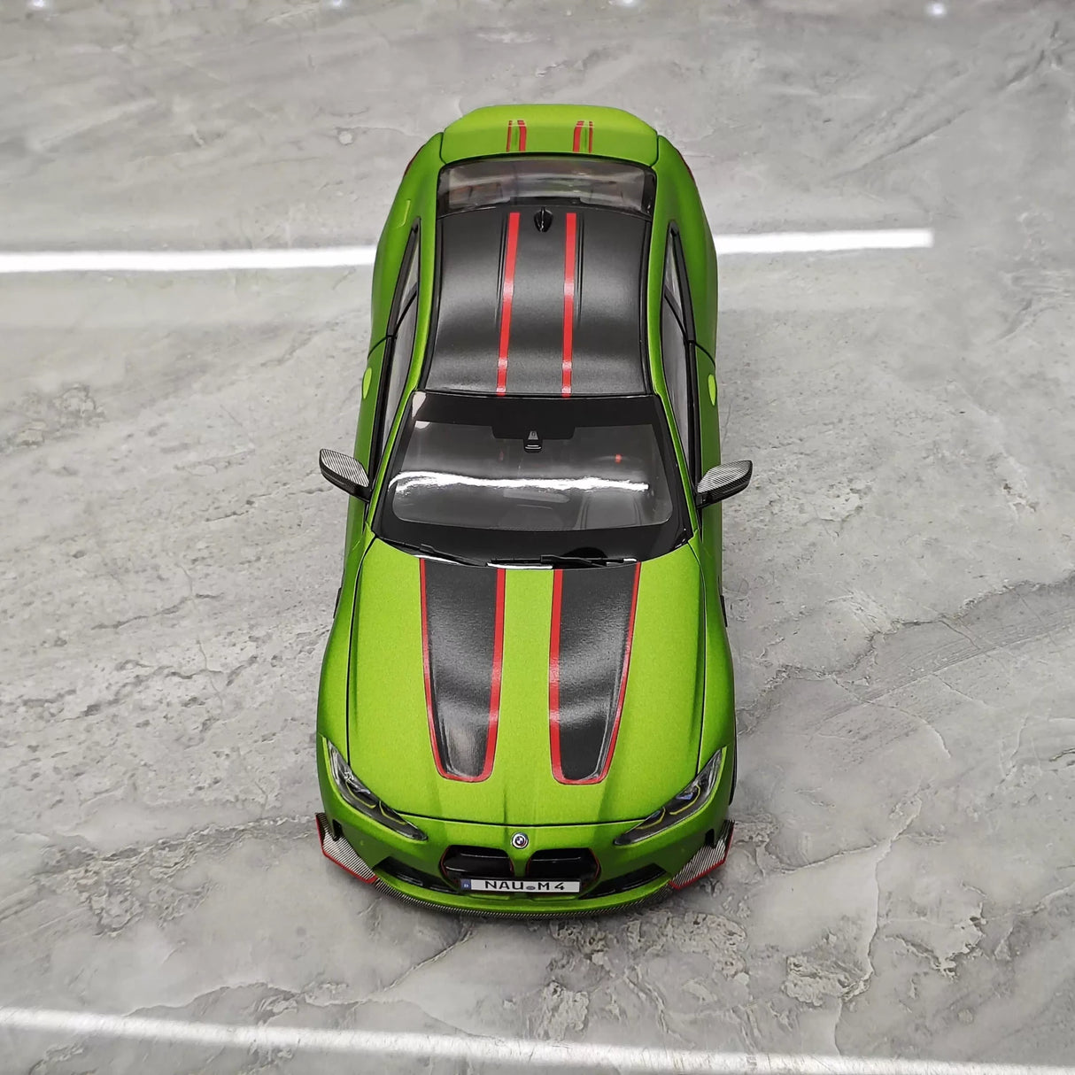 Minichamps BMW 2023 M4 CSL Green 1:18 – Collectible Resin Model Resin