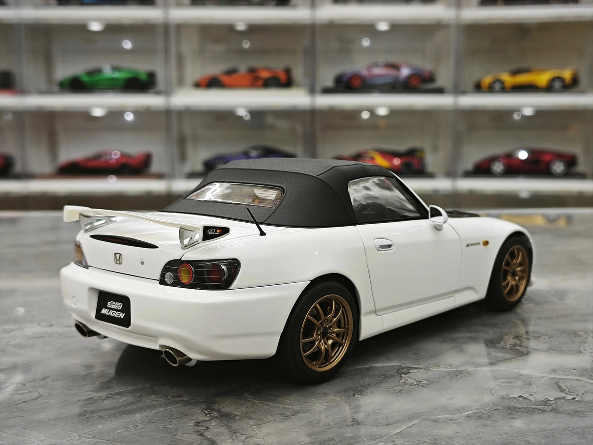 MotorHelix Honda 2005 S2000 AP2 MUGEN Platinum White Pearl 1:18 – Collectible Diecast Model Die-Cast