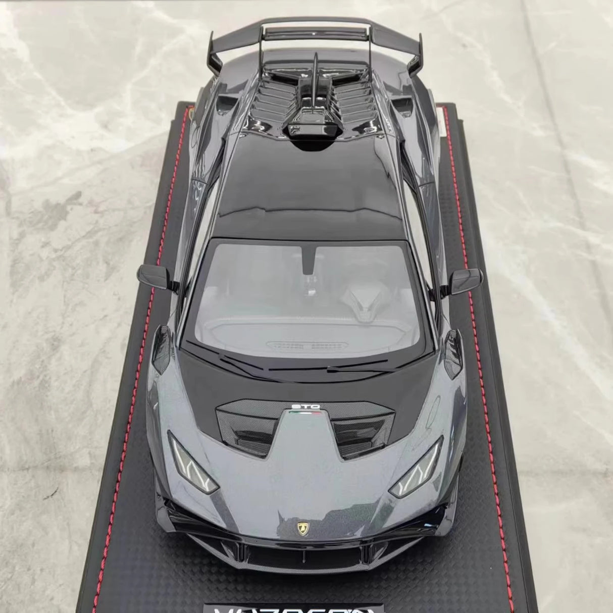 MR Collection Lamborghini 2021 Huracan STO Gray 1:18 – Collectible Resin Model Resin