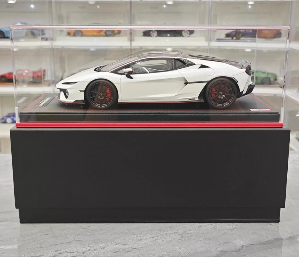 MR Kolekcja Lamborghini 2024 Temerario AP White 1:18 – kolekcjonerska żywica modelowa żywica (MR Collection)