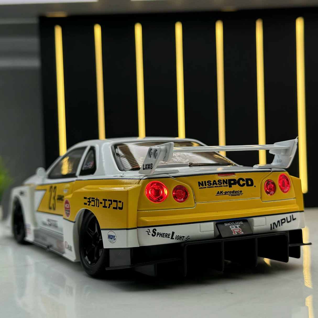 Nissan 1999 Skyline GT-R R34 LBWK wit #23 1:24 diecast displaymodel - aanzicht 7