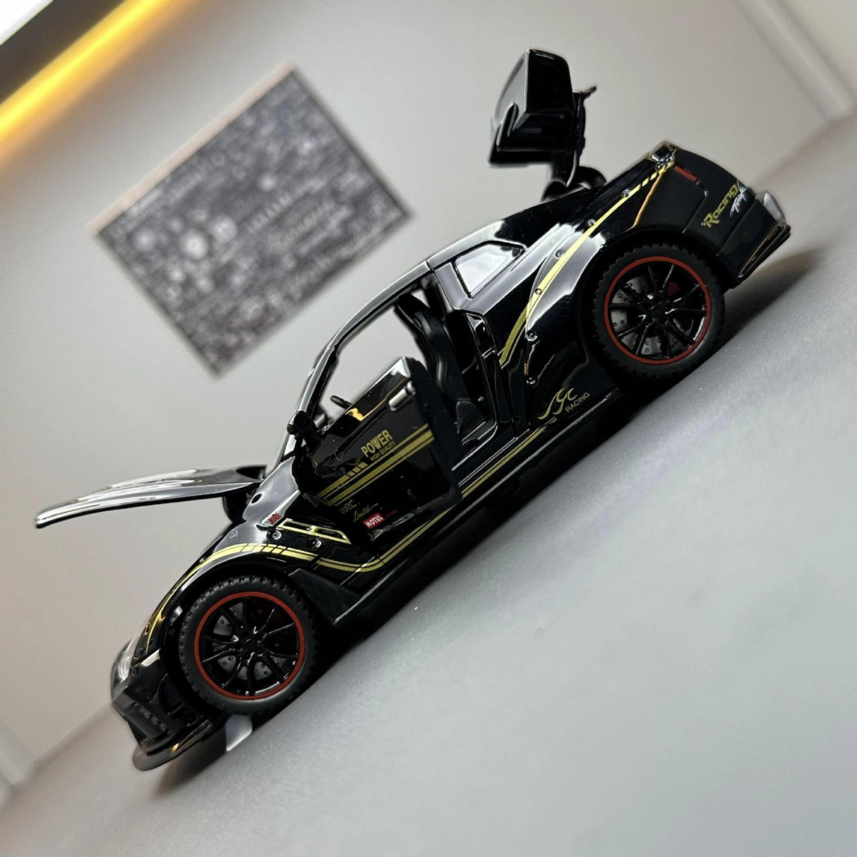 Nissan 2017 GT-R R35 Nismo Schwarze 1:32 – Druckguss-Display-Modell in Druckguss