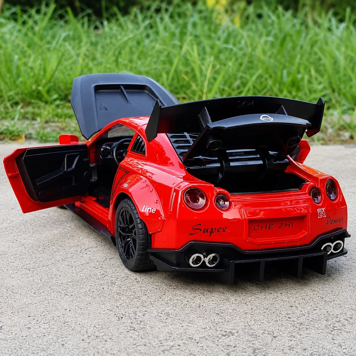 Nissan 2017 GT-R R35 Rode 1:24 – Gegoten Beeldmodel Gietijzer